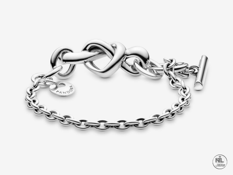 Vòng tay Pandora Moments dạng xích với khoá trái tim T-bar
