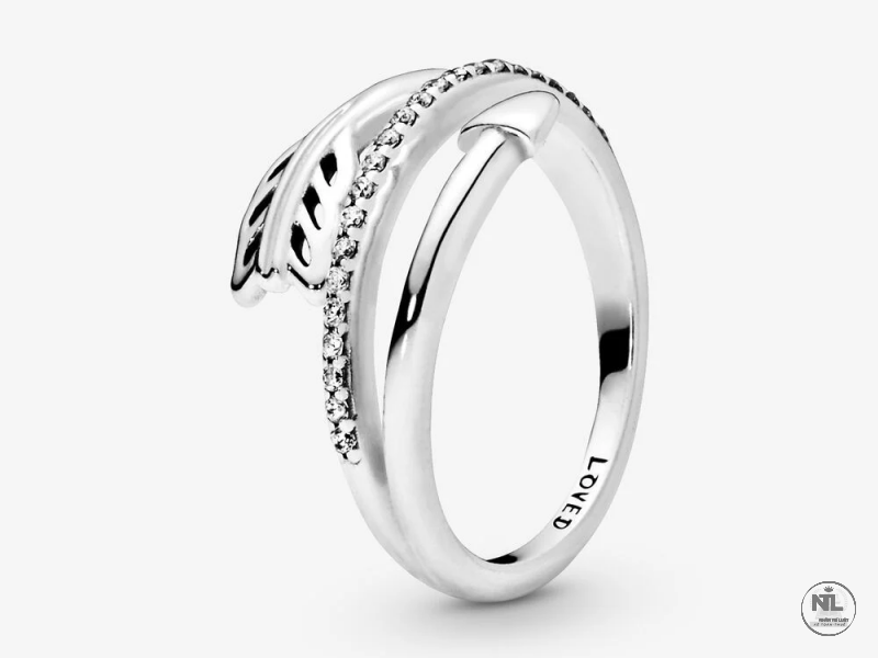 Nhẫn bạc Pandora Moments hình mũi tên đính đá Cubic Zirconia